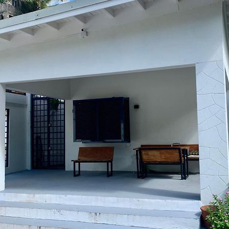 Albergue Gordon Town Kotch Kingston Exterior foto