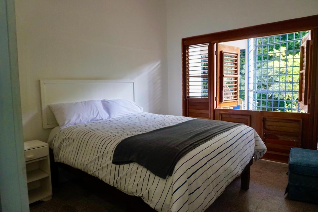 Albergue Gordon Town Kotch Kingston Exterior foto