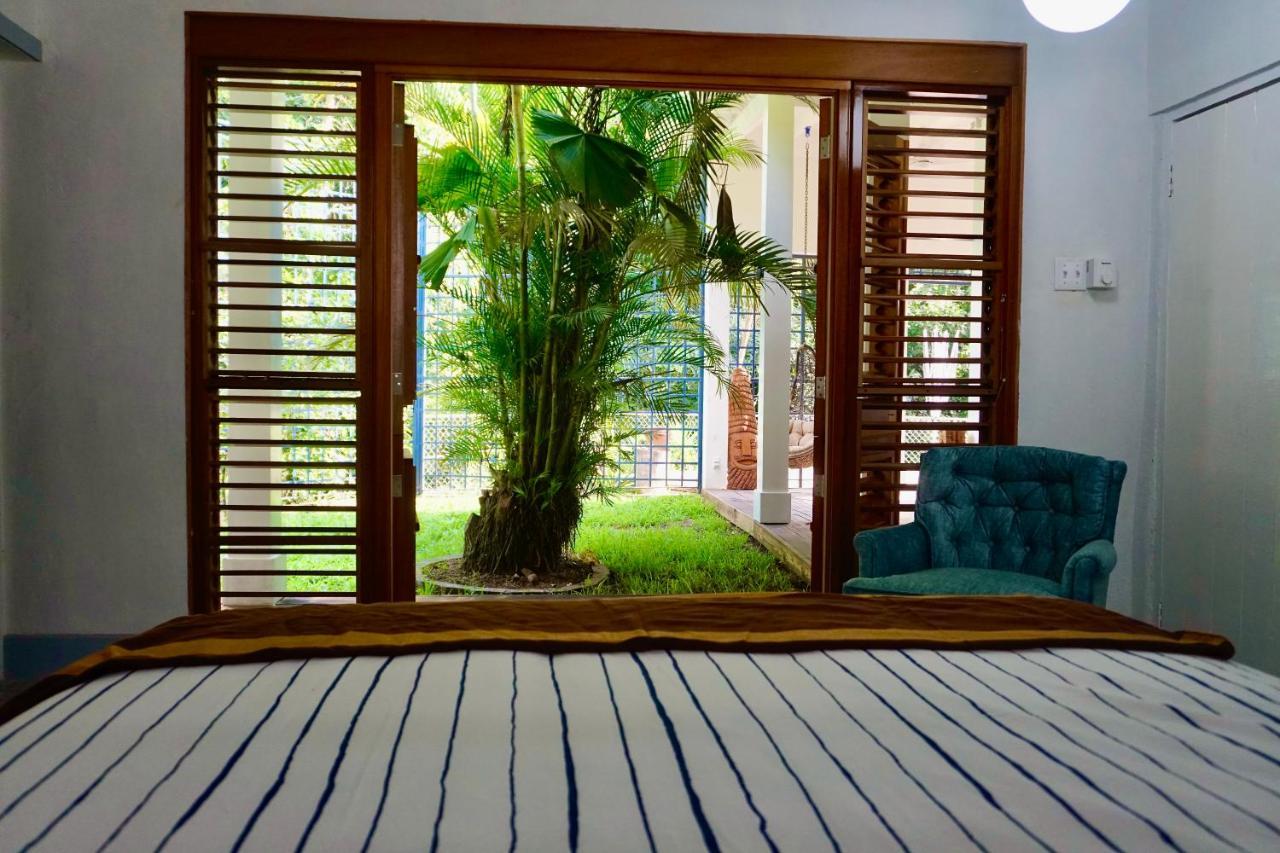 Albergue Gordon Town Kotch Kingston Exterior foto